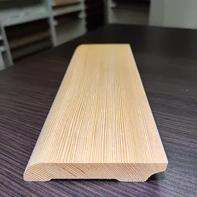 Плинтус прямой из лиственницы 18×90 мм